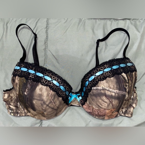 COPY - Camo Sexy Push Up Bra w Teal/Black Lace Accents sz32c,fits D - Wildernes… - Picture 1 of 9